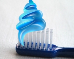 Photoshop design toothpaste fragrances logo icon in Photoshop